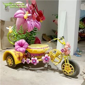 کارتون رژه گل شناور